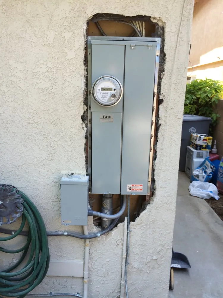 Slide of Rangel’s Electric Service