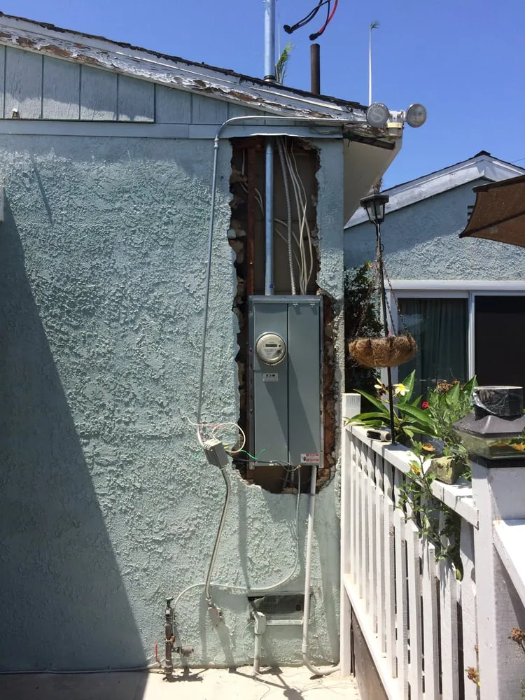 Slide of Rangel’s Electric Service