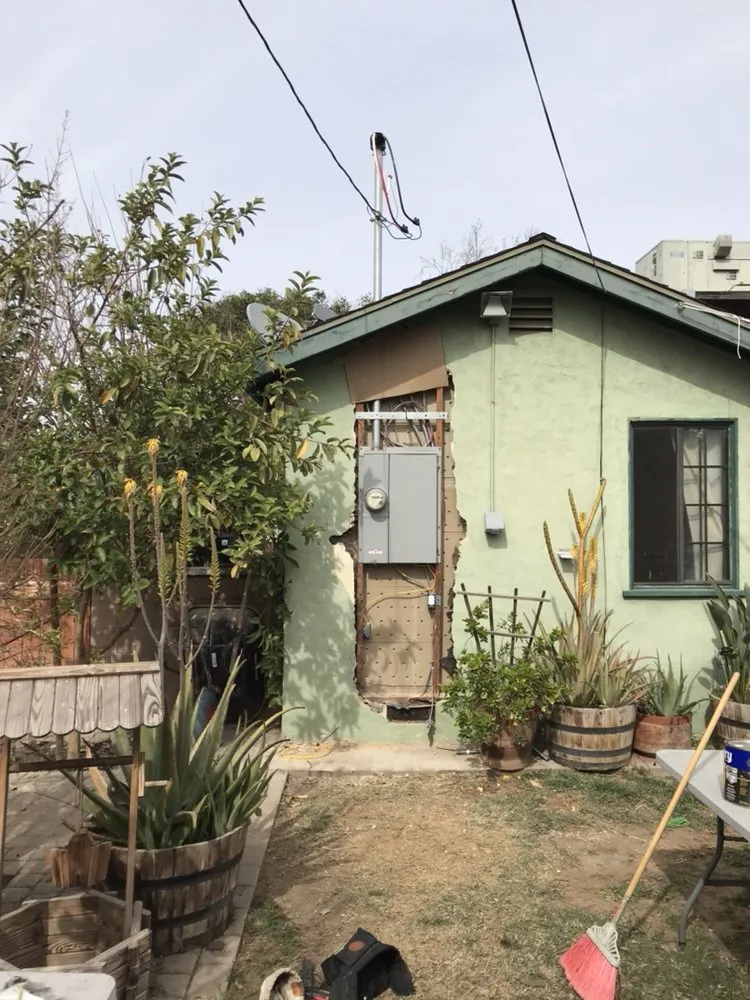 Slide of Rangel’s Electric Service