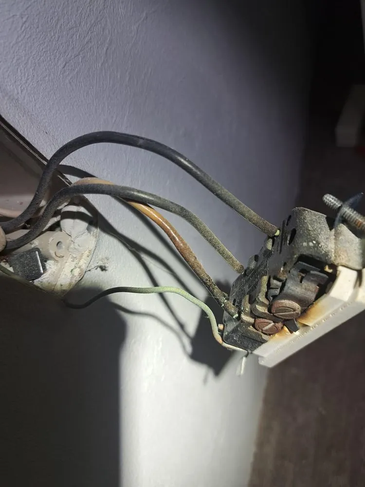 Emergency circuit breaker repair experts serving Whitesburg, GA - Ranger Electric