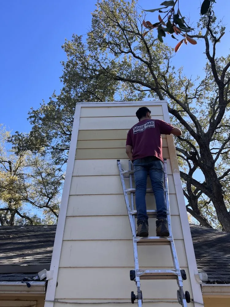 Reliable electrician providing outlet and switch repair in , 