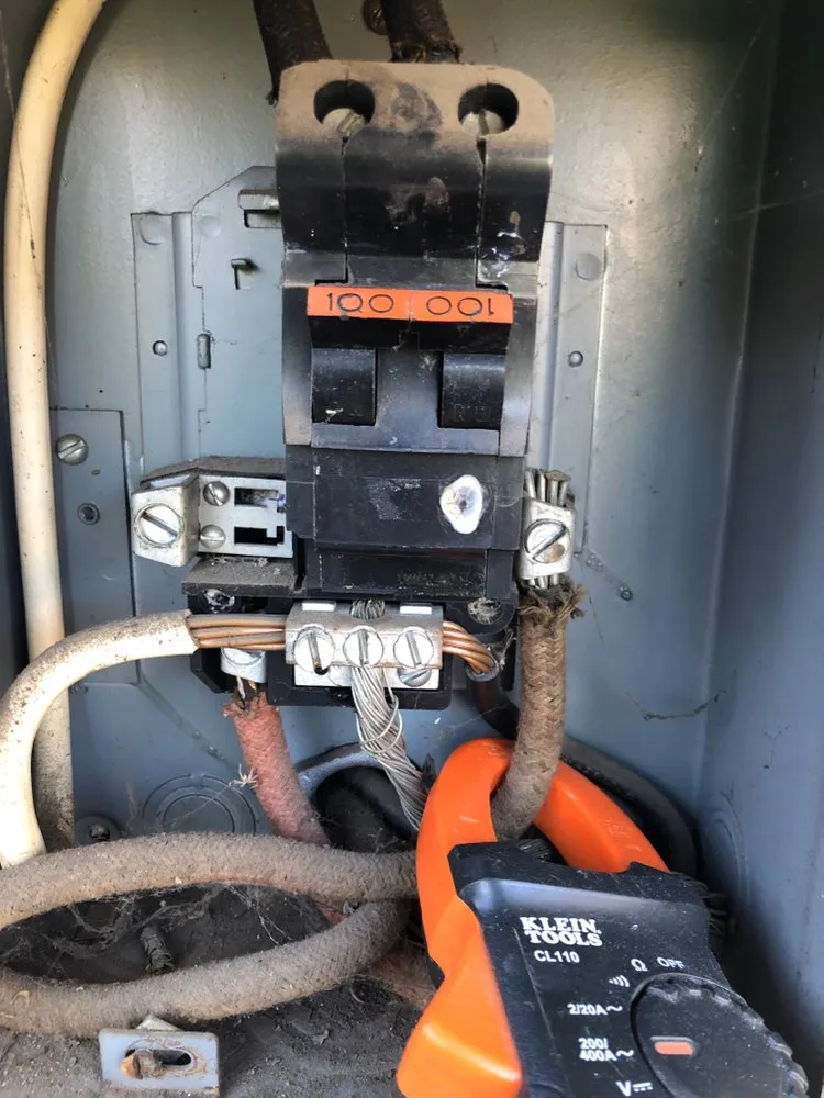 Affordable circuit breaker repair in Mokelumne Hill, CA by Rapid Home Services