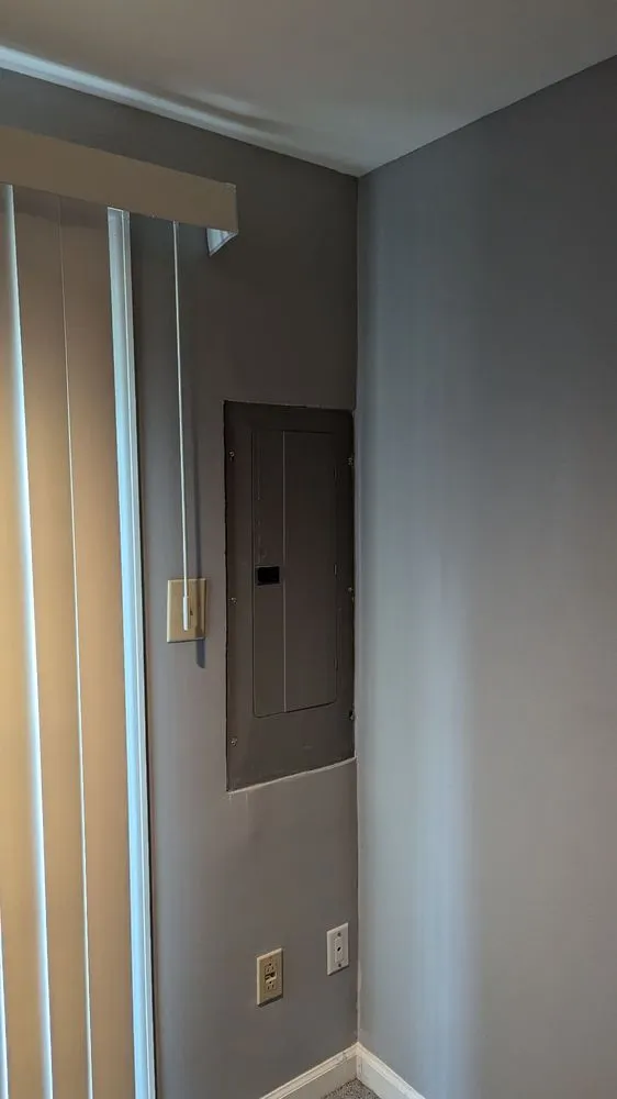 Slide of Raufi Services