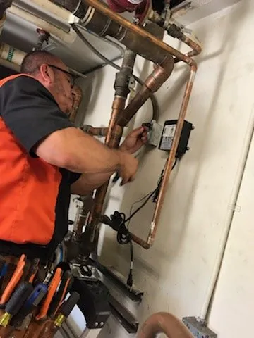 Slide of Raven Electric