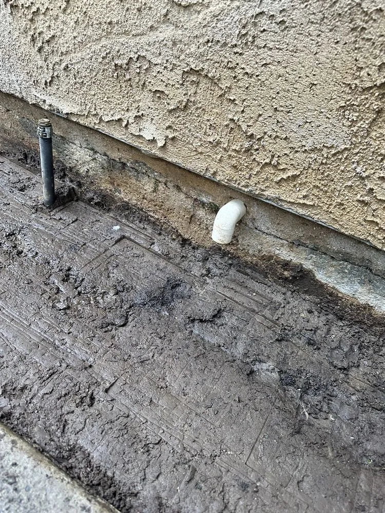 Emergency outlet and switch repair experts serving Pearblossom, CA - Ray Ac Heating Maintenance & Service