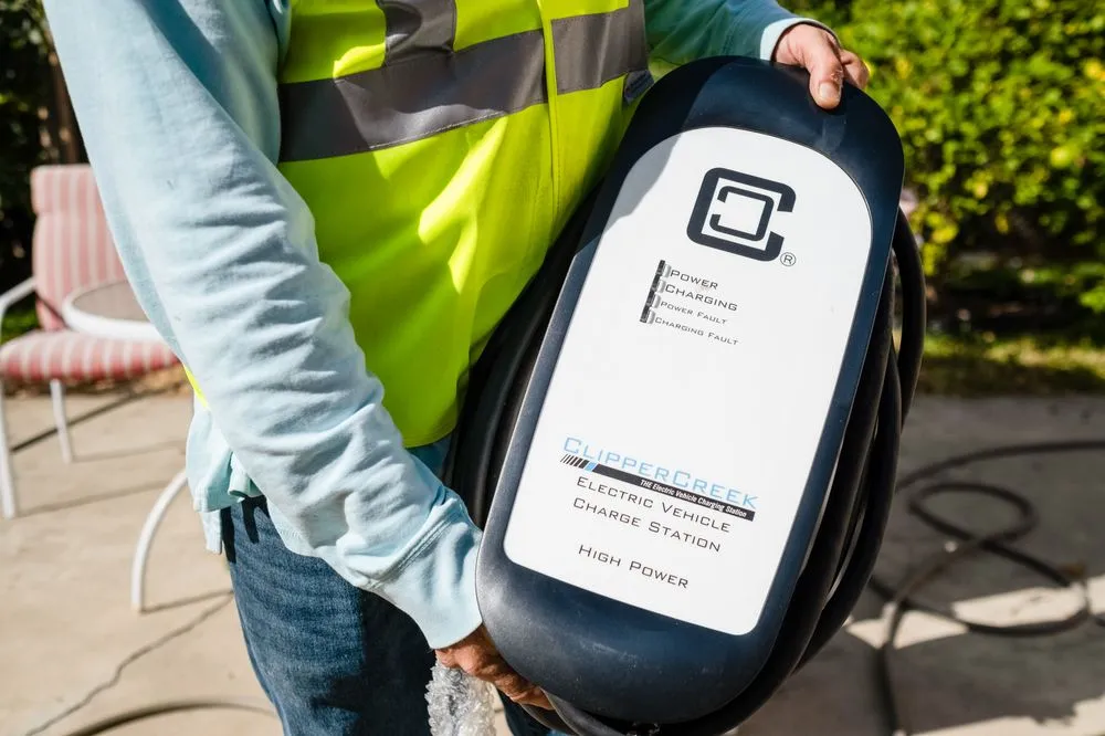 Slide of Ray and Sun Electric