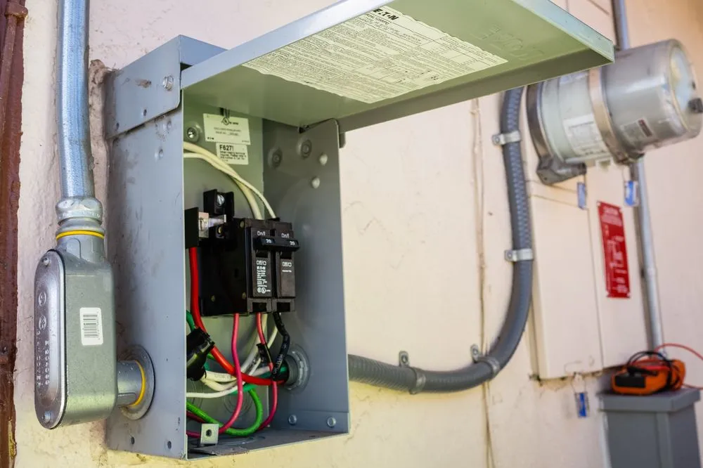 Slide of Ray and Sun Electric