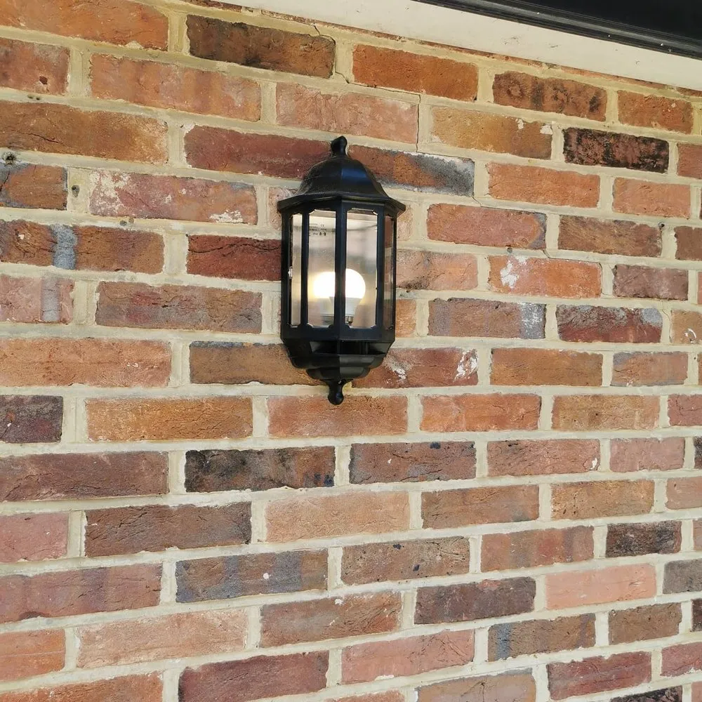 Slide of Ray Electricians