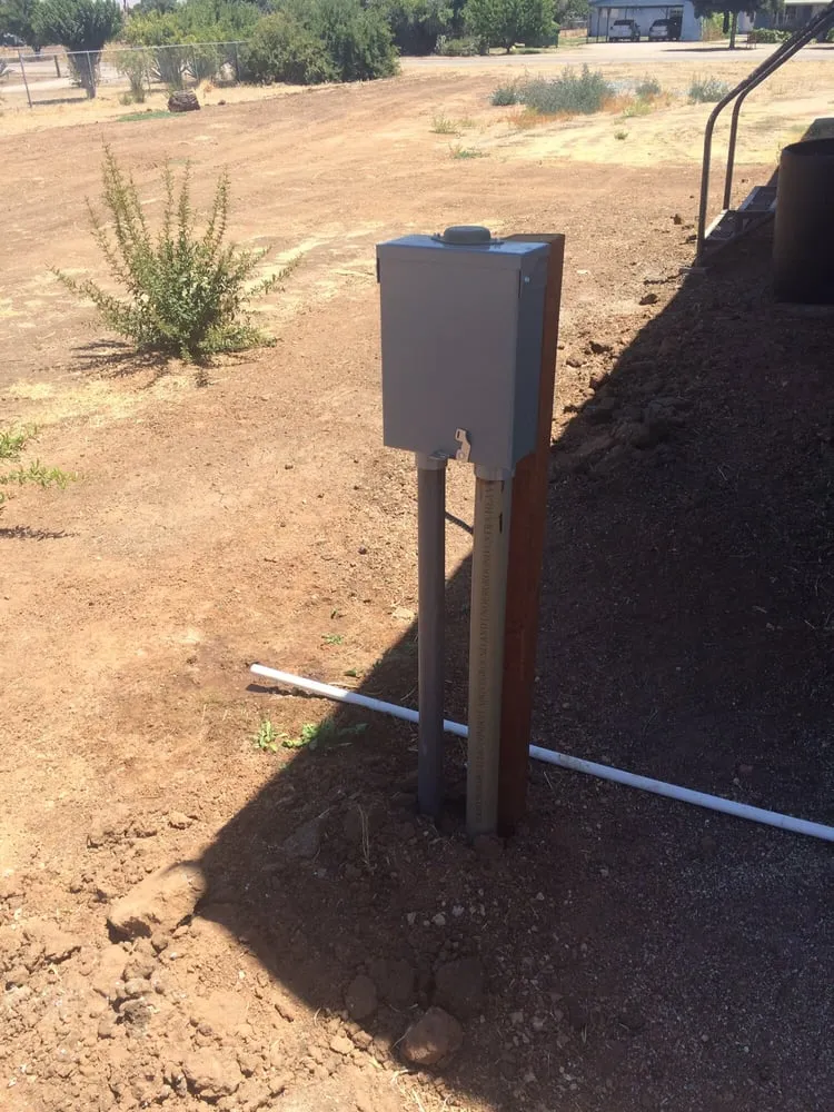 Slide of Ray Moss Electric