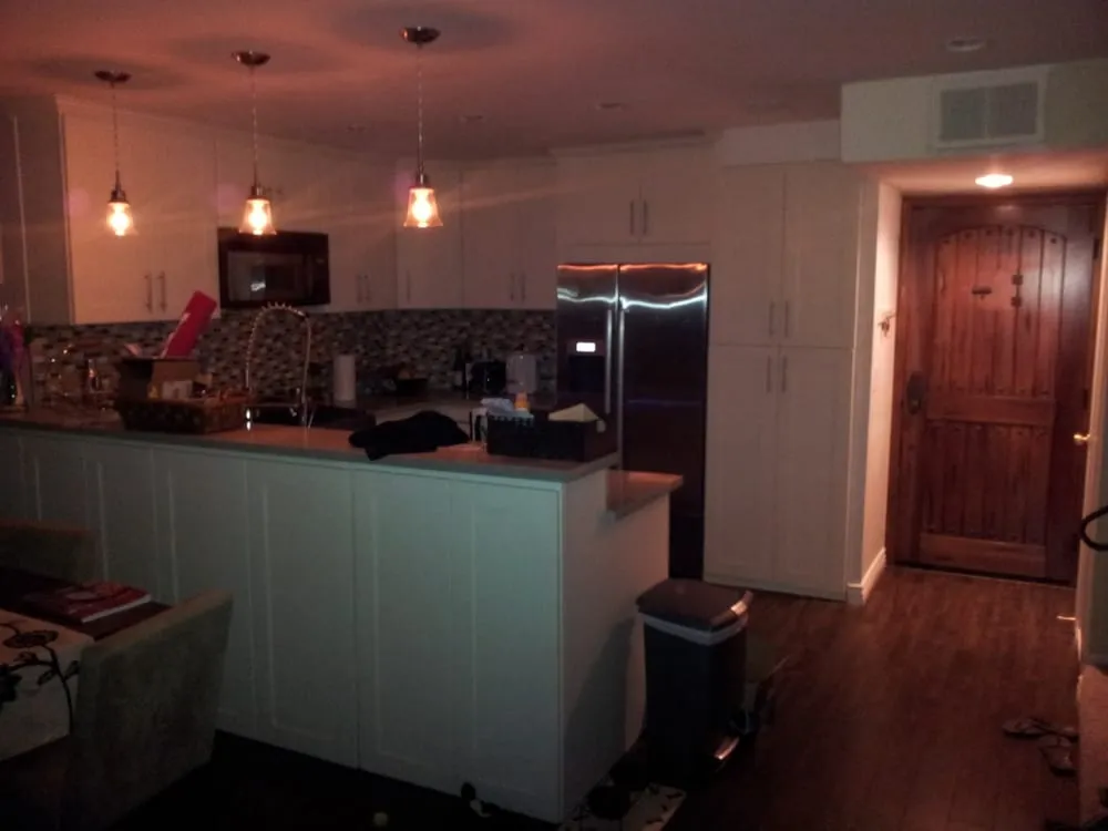 Slide of Ray Mount Electrician