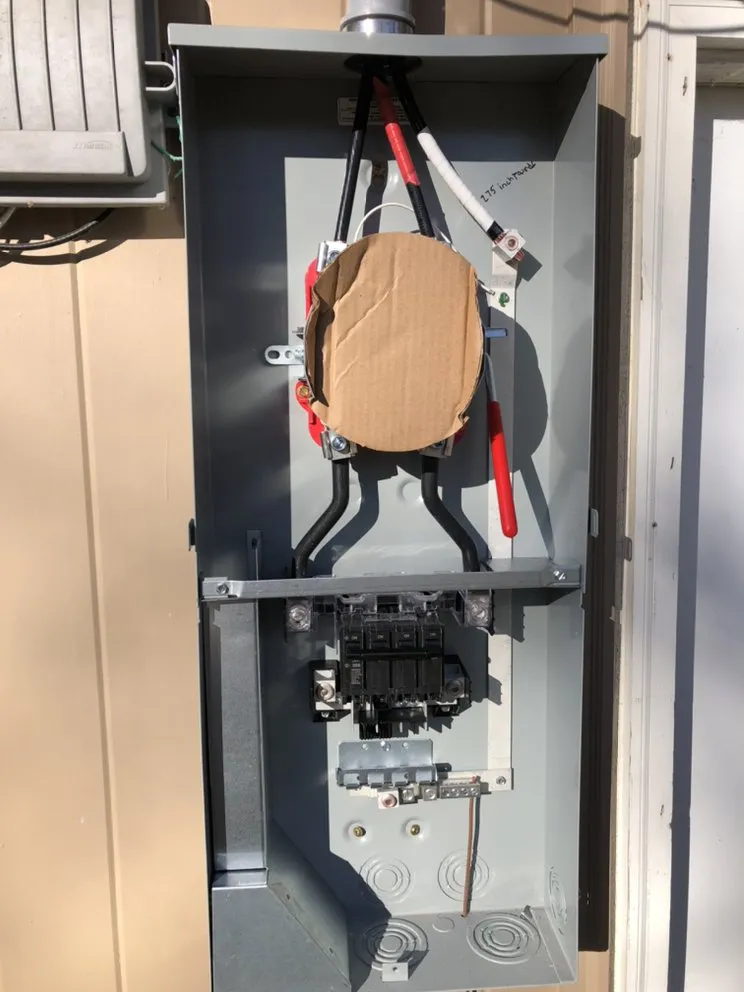 Trusted circuit breaker repair in ,  by Raymond Electric