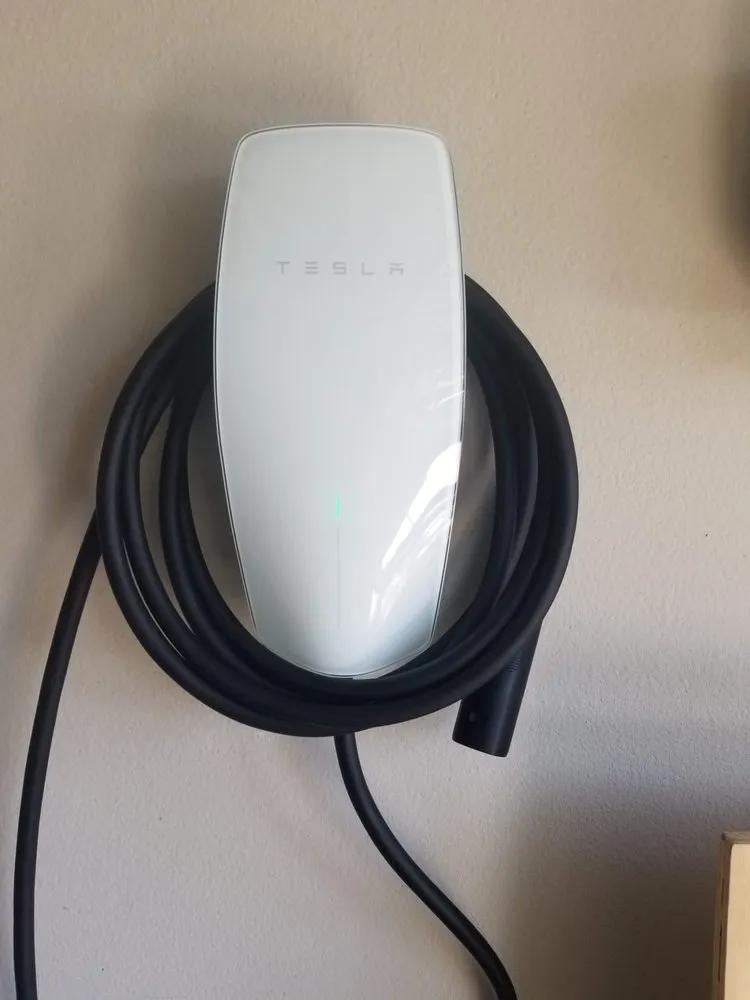 Slide of Raymond Electrical Services