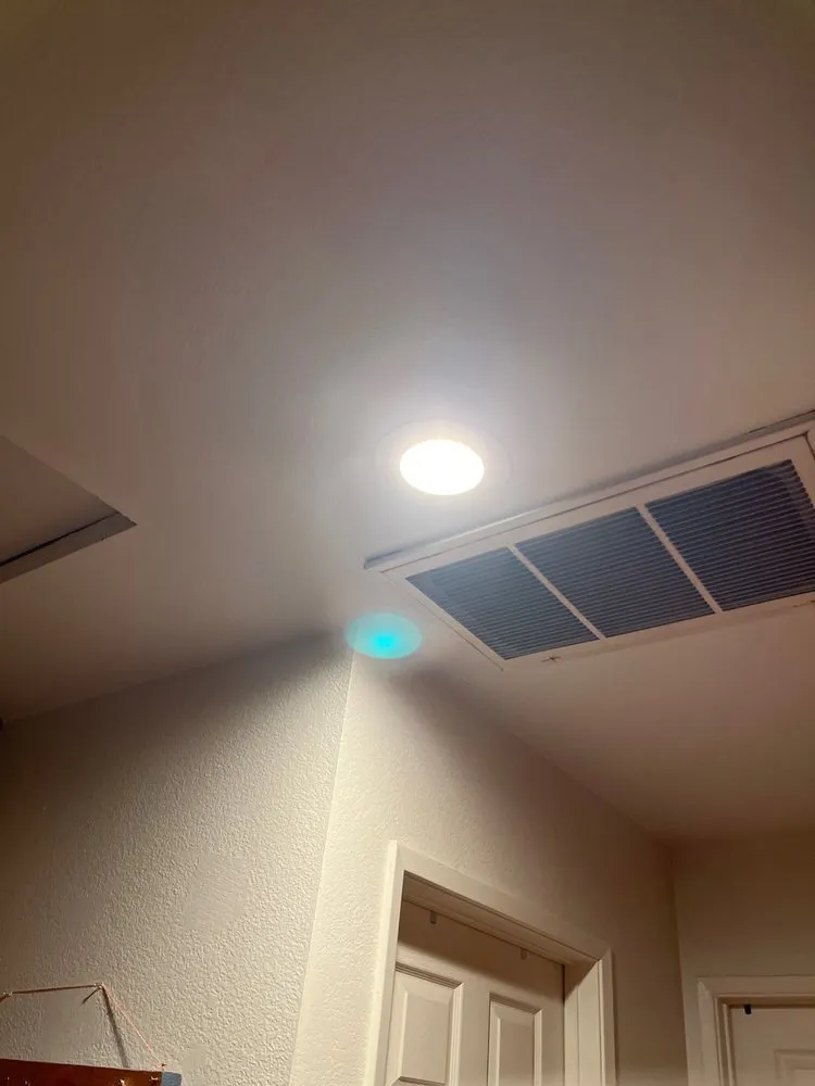 Slide of Ray’s Electric