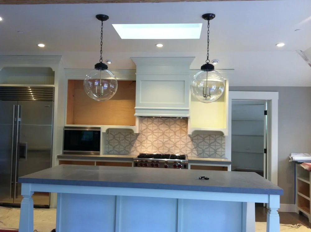 Slide of Ray's Electrical