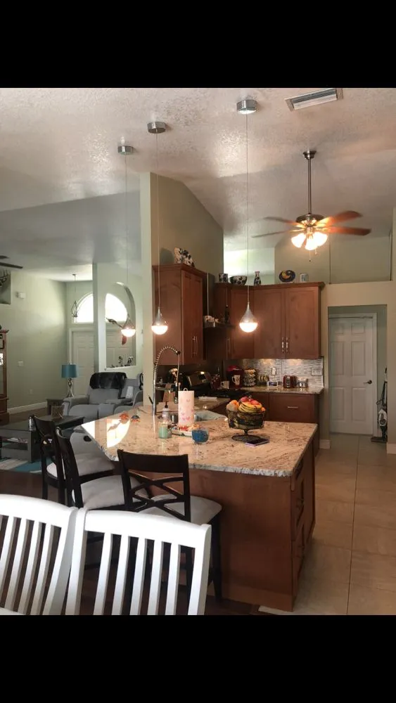 Slide of Razerelli Electric