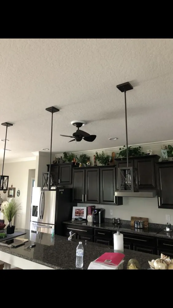 Slide of Razerelli Electric