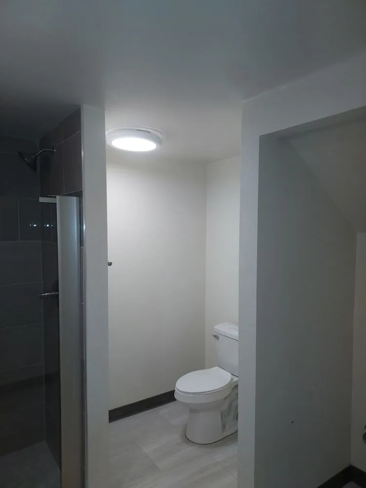 Slide of R&B Electrical Services