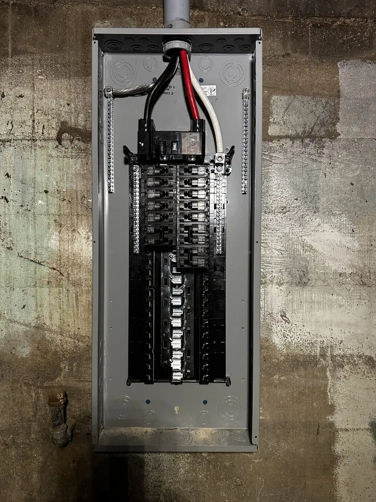 Reliable circuit breaker repair service in ,  - RBL Electric