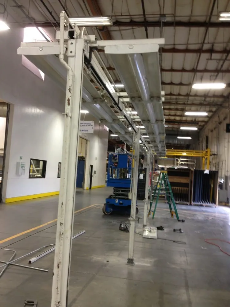 Slide of R.Cortez Electric