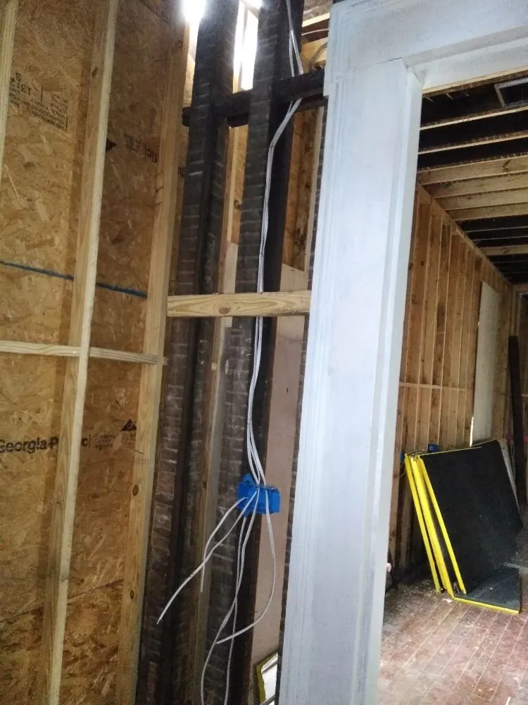 Slide of R&D Electrical Services