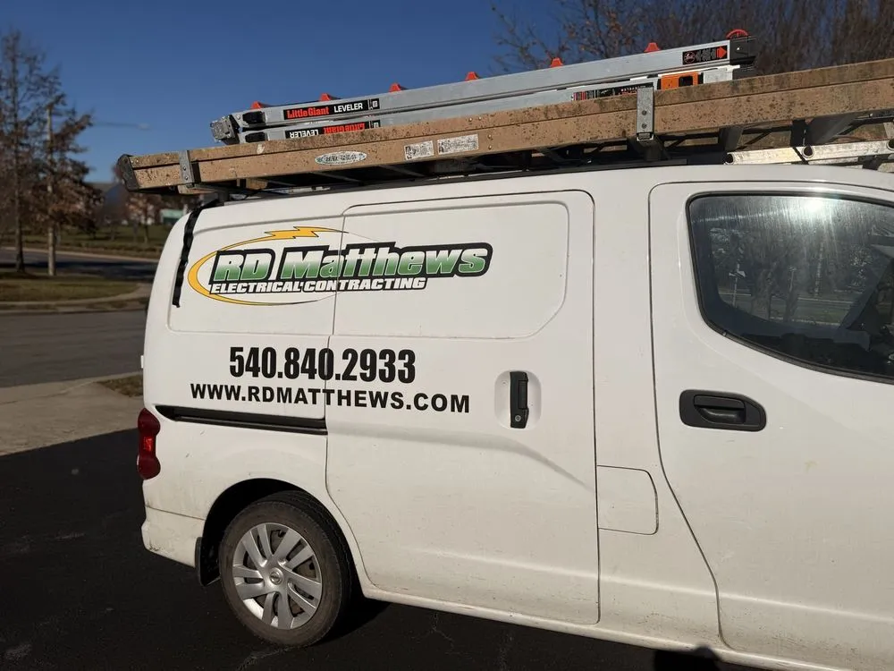 Emergency electrician providing wiring installation in Casanova, VA - RD Matthews Electrical Contracting