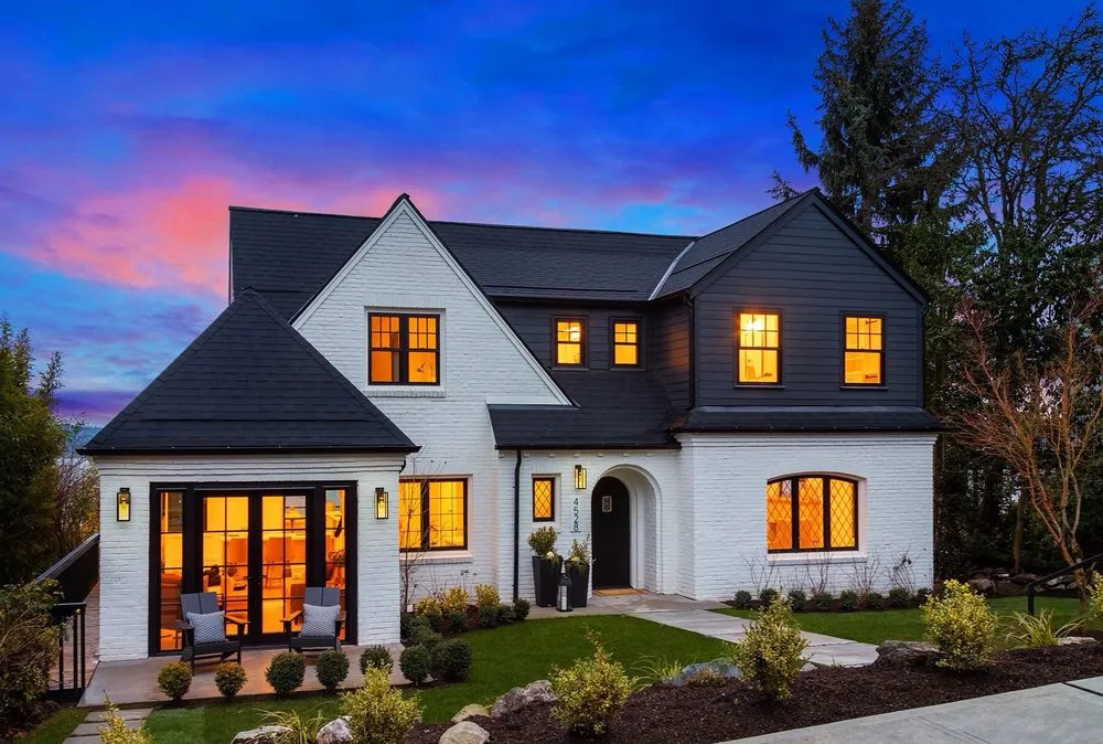 Slide of R&E Design Group