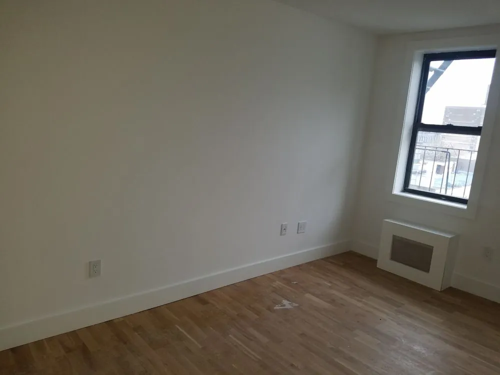 Trusted electrical service for homes in lighting installation, by