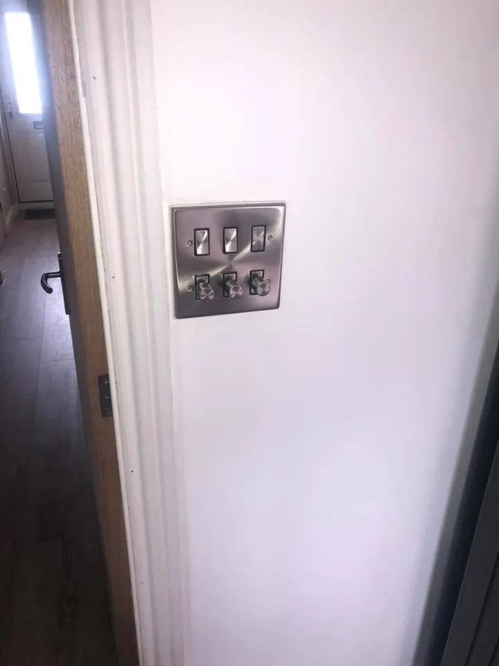 Slide of Reactor Electricians