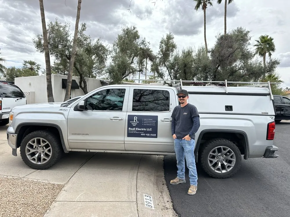 Emergency electrical repair service in , - Reali Electric