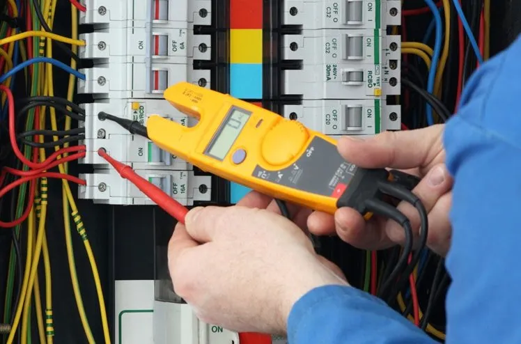 Slide of Reaux Electric