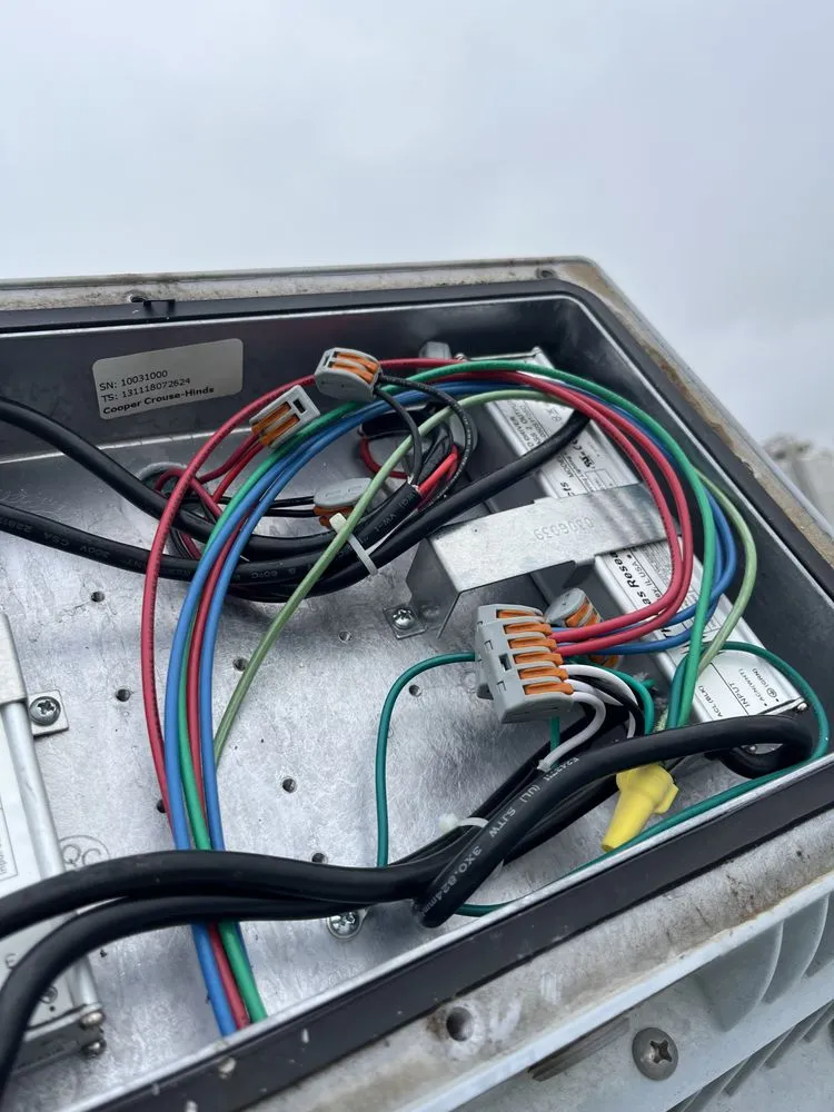 Slide of Recon Electrical Services