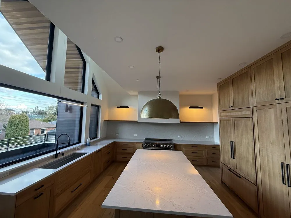 Slide of Red Beard Electric