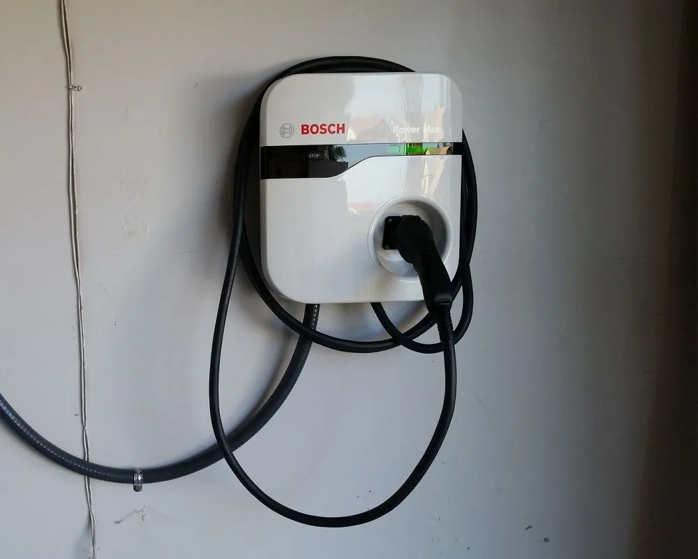 Licensed outlet and switch repair in ,  by Red Electricians - Pasadena