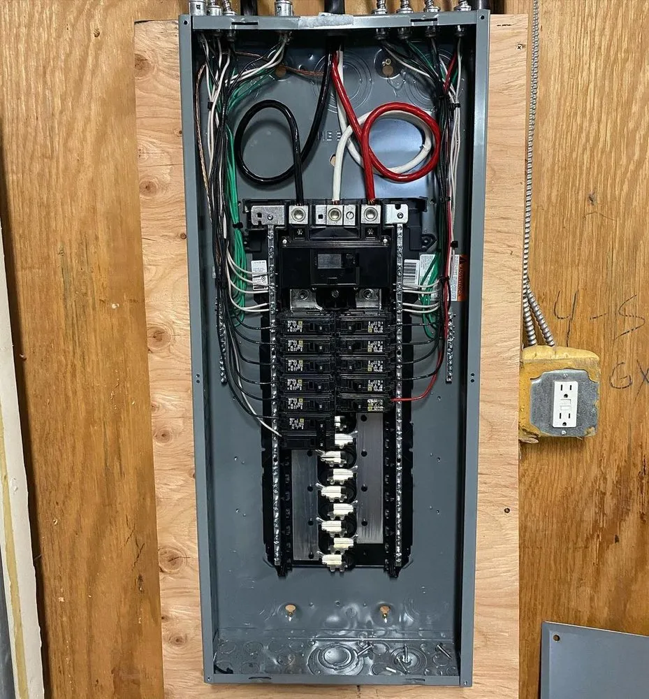 Slide of Red Emergency Electrician