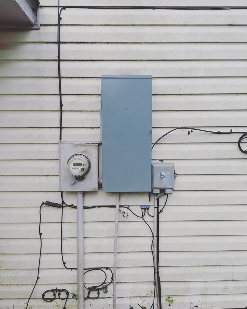 Slide of Red Eye Electric Service