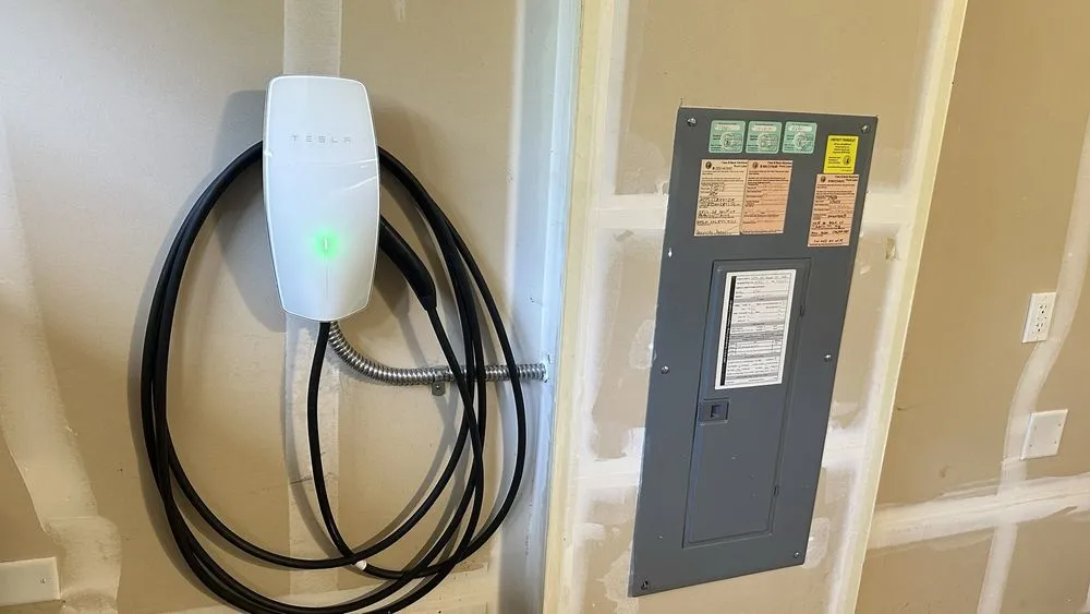 Licensed panel upgrade experts serving ,  - Red Line Electric Services