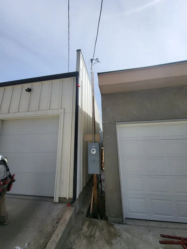 Slide of Red Rocks Electric