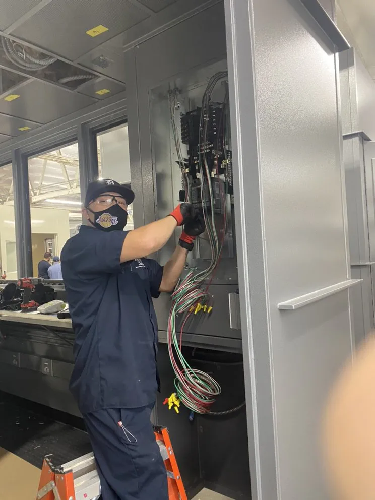 Slide of Redd’s Electrical Services