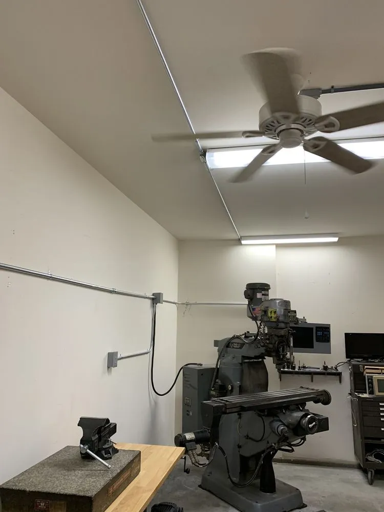 Slide of Redd’s Electrical Services