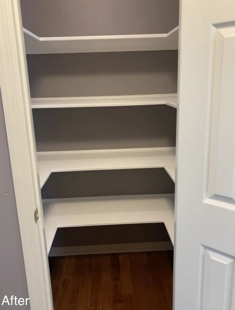 Licensed electrician providing electrical repair in ,