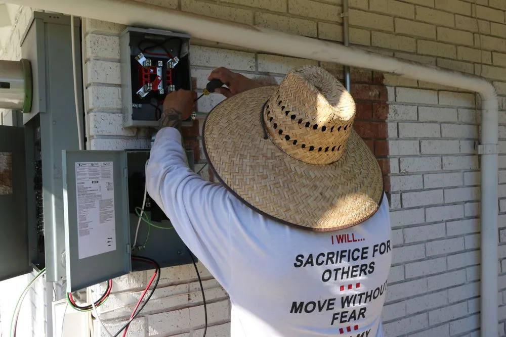 Certified electrical repair service in ,  - Redline Electric & Solar