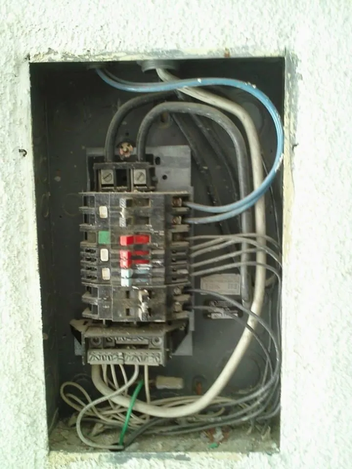 Professional electrical repair service in ,  - Redstone Electric