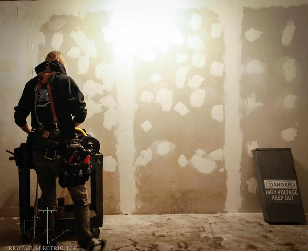 Slide of Redtail Electric