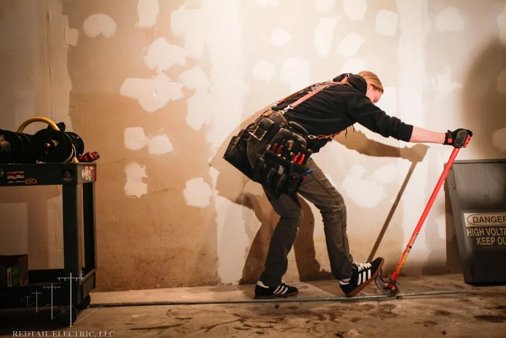 Slide of Redtail Electric