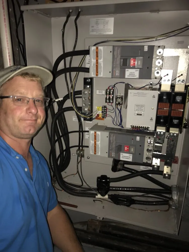 Slide of Reeder Electrical Contracting