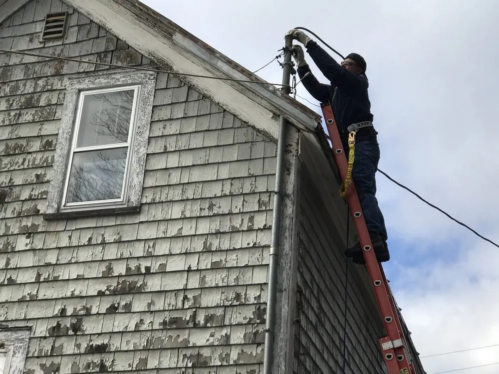 Slide of Reeder Electrical Contracting