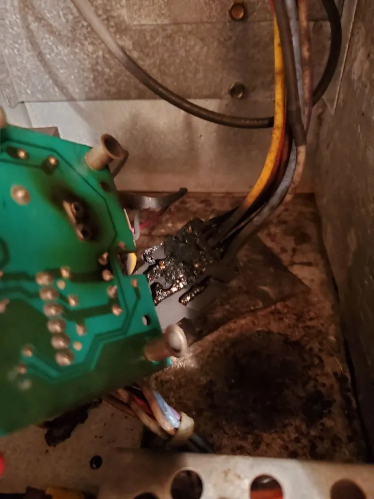 Slide of Reeder's Air Conditioning & Heating