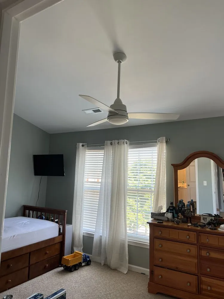 Slide of Reel Electric