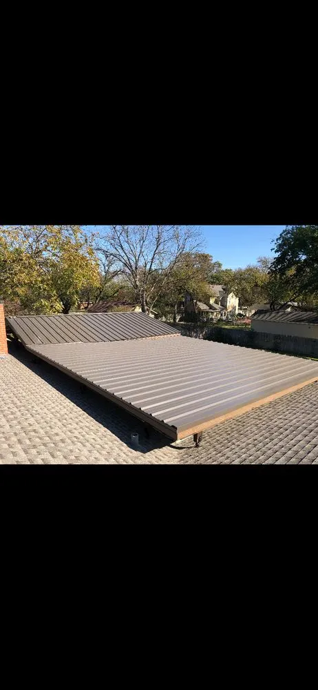 Emergency electrical repair in Woodway, TX by Refined Home Improvement