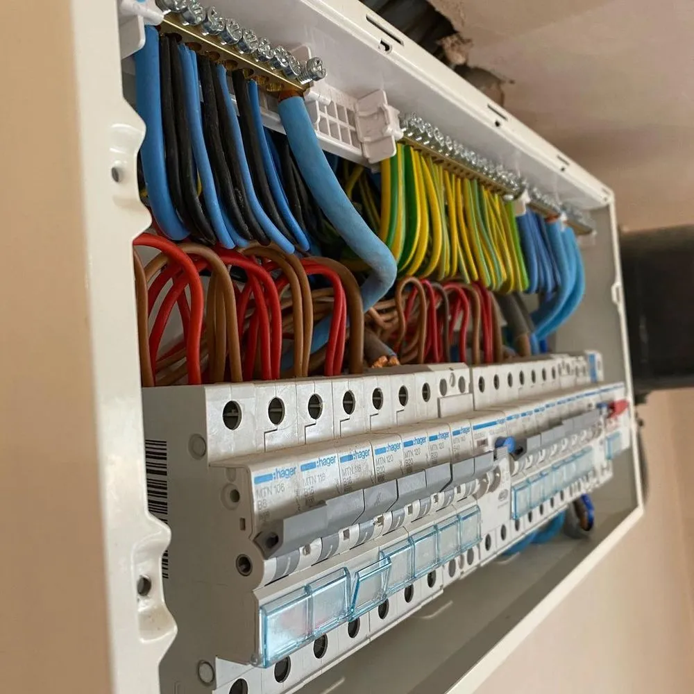 Slide of Refresh Licensed Electrician